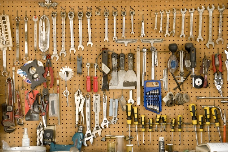Hemmaverktyg för nybörjare: De viktigaste verktygen för ditt verktygsskåp
